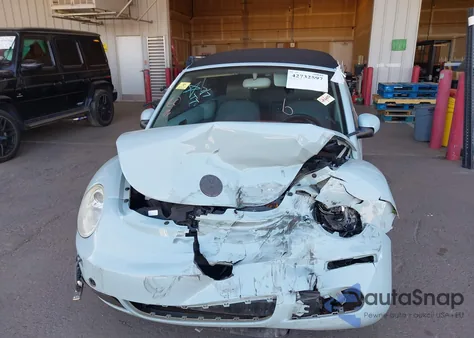 2006 Volkswagen New Beetle 2.5 из США, поврежденный, VIN 3VWRF31Y26M316675